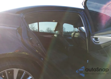 2021 Infiniti Q50 Luxe Awd z USA, uszkodzony, nr VIN JN1EV7BR2MM750187